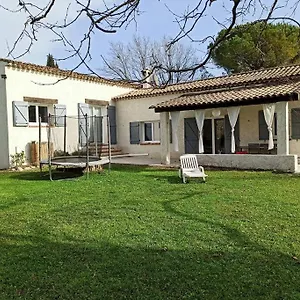 villa-calme-grand-jardin-jacuzzi-linge-fourni.fr-provencehotel.com/