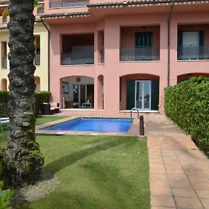Lovely 2 Bedroom Unit With Private Pool Apartment